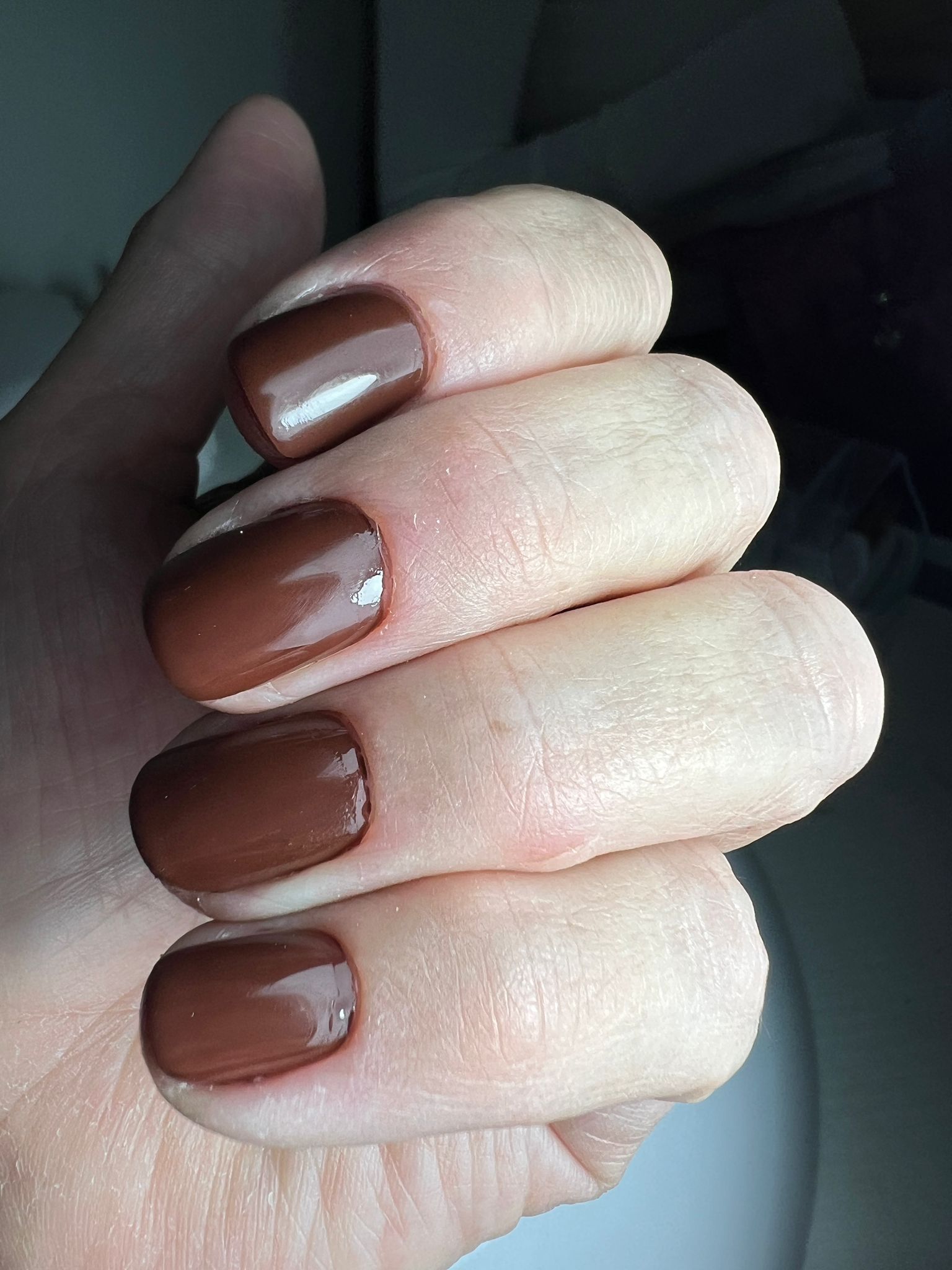 עדי בניית ציפורניים בית שמש