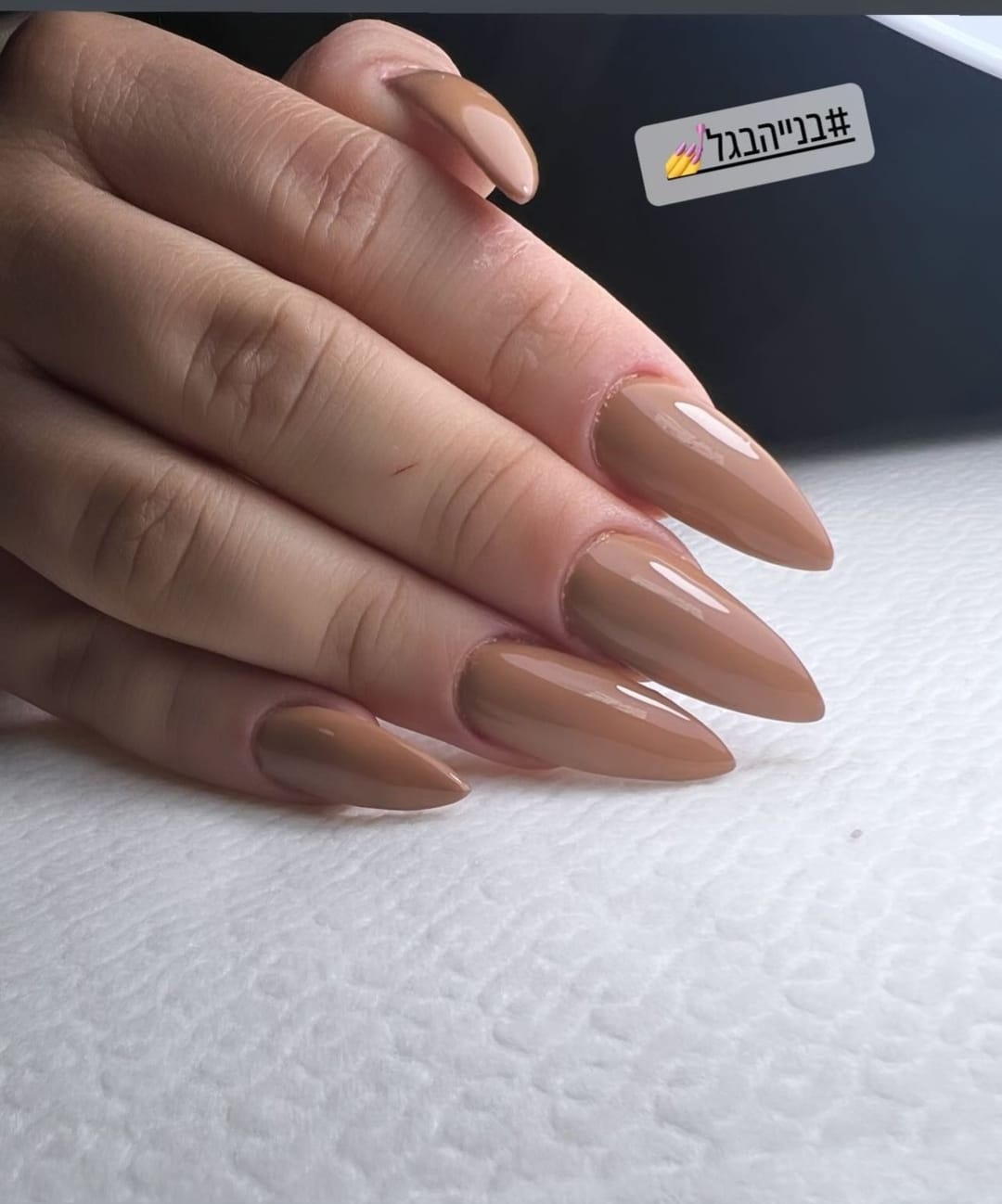 עדי בניית ציפורניים בית שמש